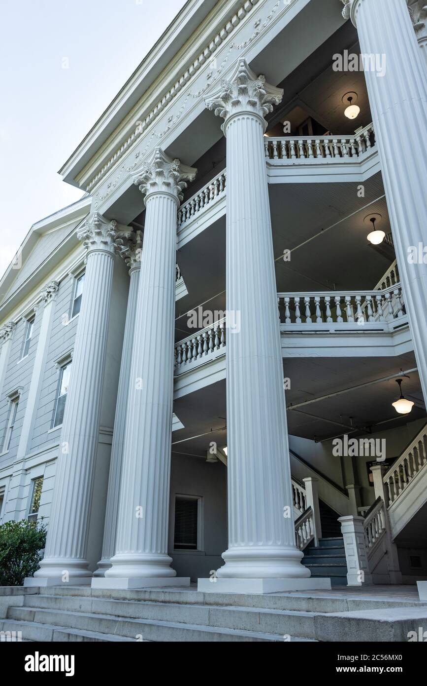 Le bâtiment académique Holmes-Hunter de l'Université de Géorgie, rebaptisé en l'honneur des deux premiers étudiants afro-américains admis à l'UGA en 1961. (ÉTATS-UNIS) Banque D'Images