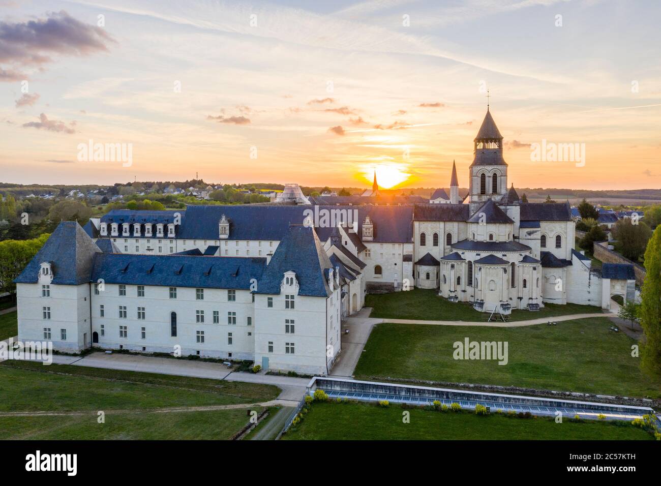 France, Maine et Loire, Loire Parc naturel régional de l'Anjou Touraine, Vallée de la Loire classée au patrimoine mondial de l'UNESCO, Fontevraud l'Abbaye, notre Dame d'Or Banque D'Images