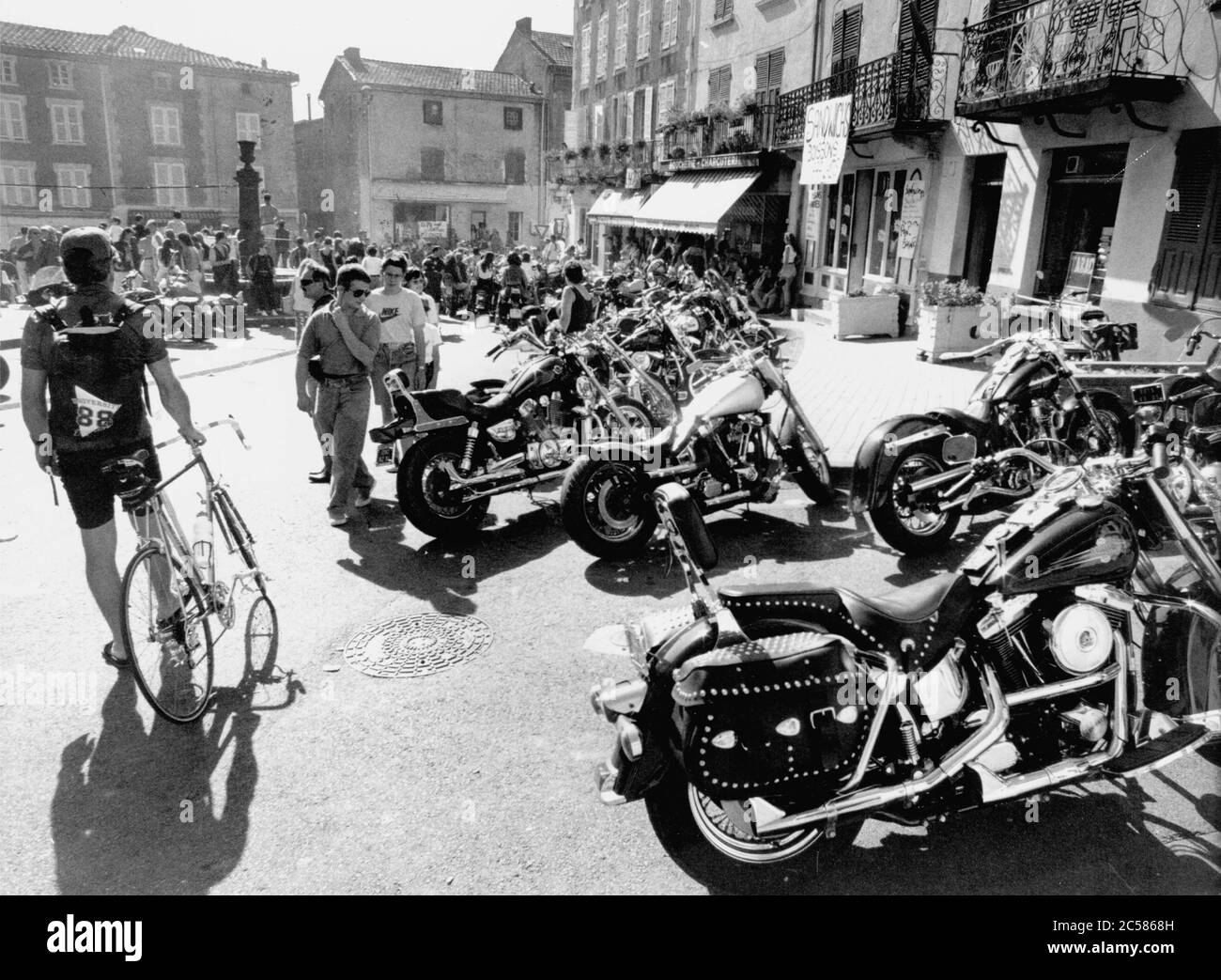 Archives 90ies: Free Wheels 1995, rencontre annuelle Harley Davidson à Cunlhat, Puy-de-Dôme, France Banque D'Images