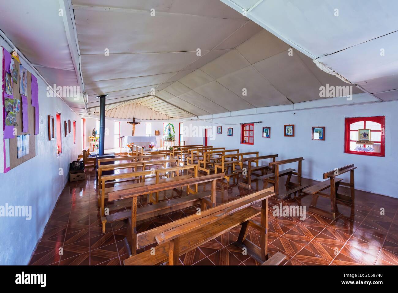 Puerto Río Tranquilo, intérieur de l'église, Carretera Austral, région d'Aysen, Patagonie, Chili Banque D'Images