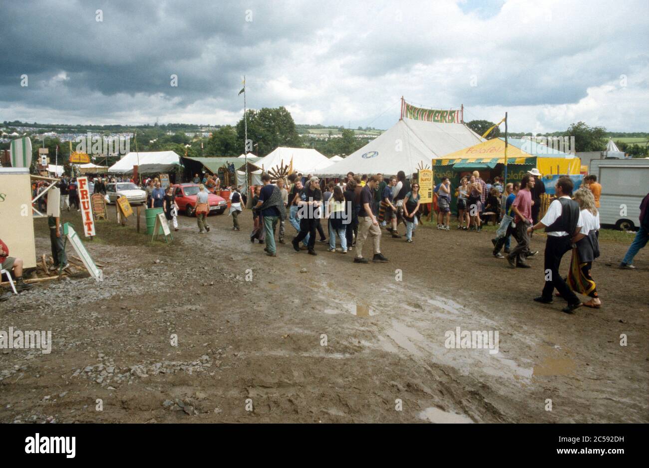 Glastonbury Festival 1998, digne Farm Somerset, Angleterre, Royaume-Uni. Banque D'Images