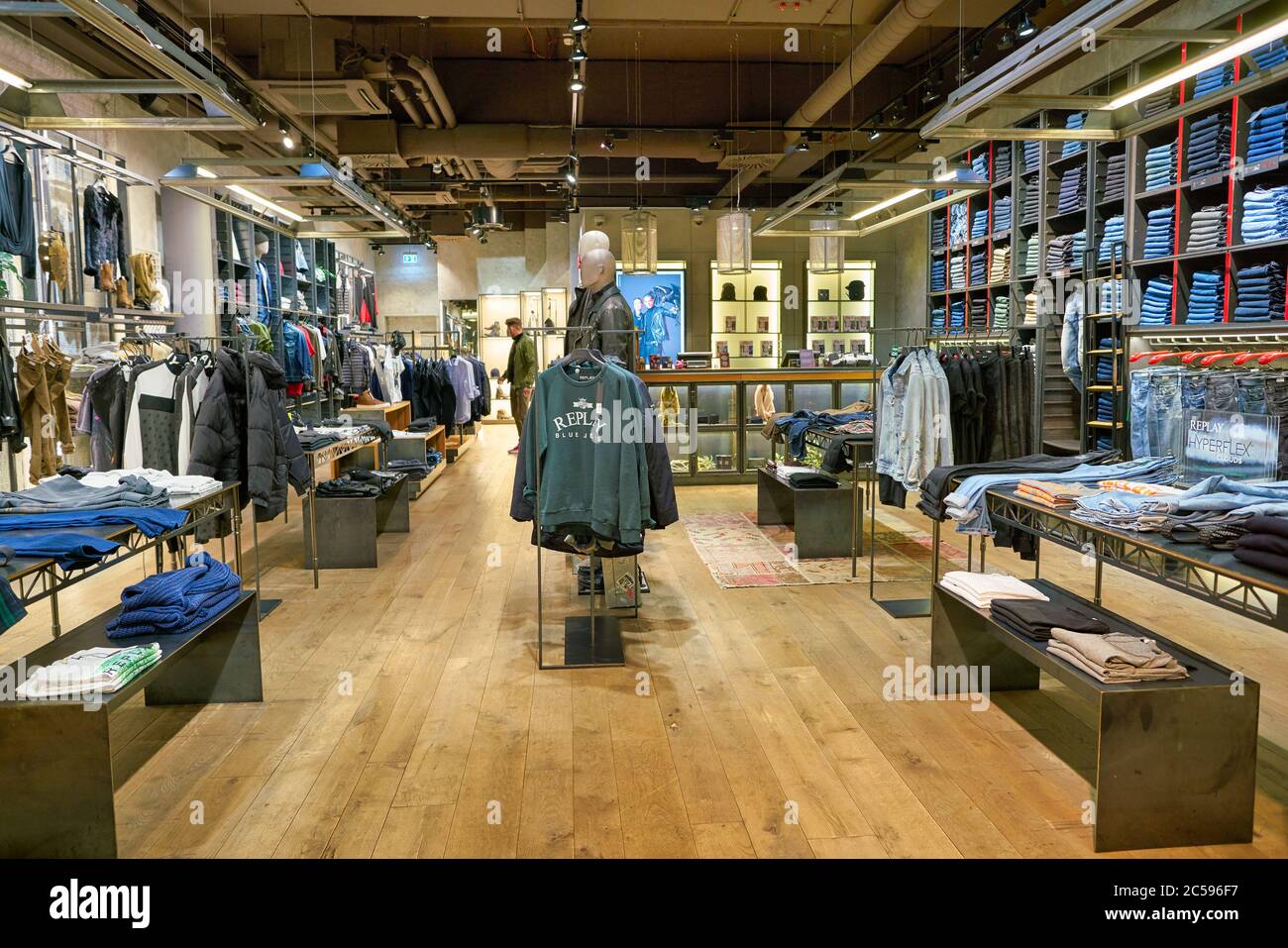 Magasin de replay Banque de photographies et d images a haute resolution Alamy
