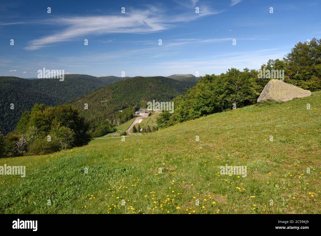 France, haute Saone, Plancher les Mines, la Planche des belles filles (1148  m), sommet, vue sur la dernière montée en vélo du Tour de France, du ballon  de Servance et du ballon