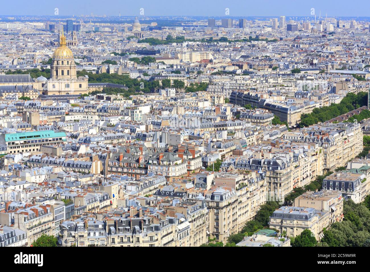 France, Paris, vue de la Tour Eiffel sur le quartier du grosCaillou