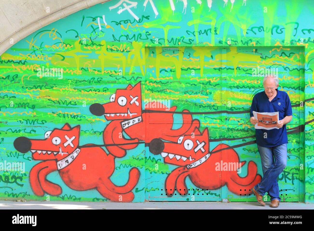 France, Paris, Boulevard Vincent Auriol, fresque murale de Pimax Banque D'Images