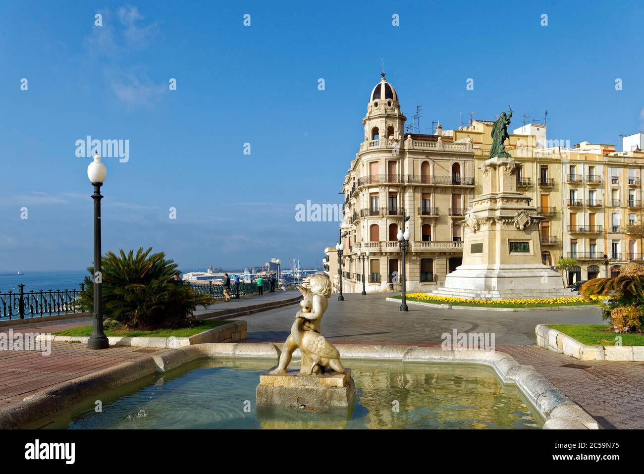 Espagne, Catalogne, Costa Daurada, Tarragone, la Rambla Nova est la promenade principale de la ville Banque D'Images