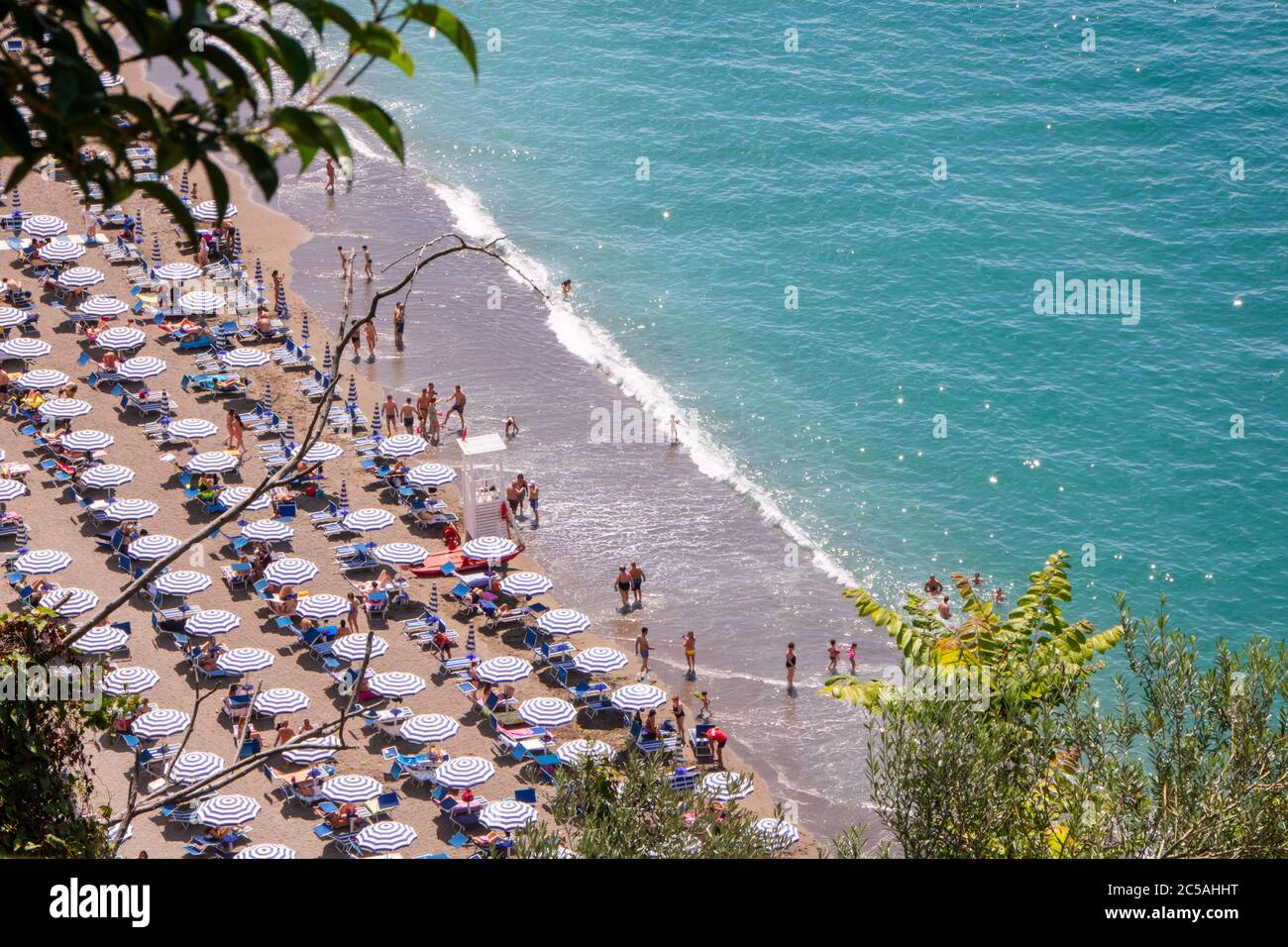 A Vietri sul mare - Italie - le 2020 juin - la plage au début de l'été Banque D'Images