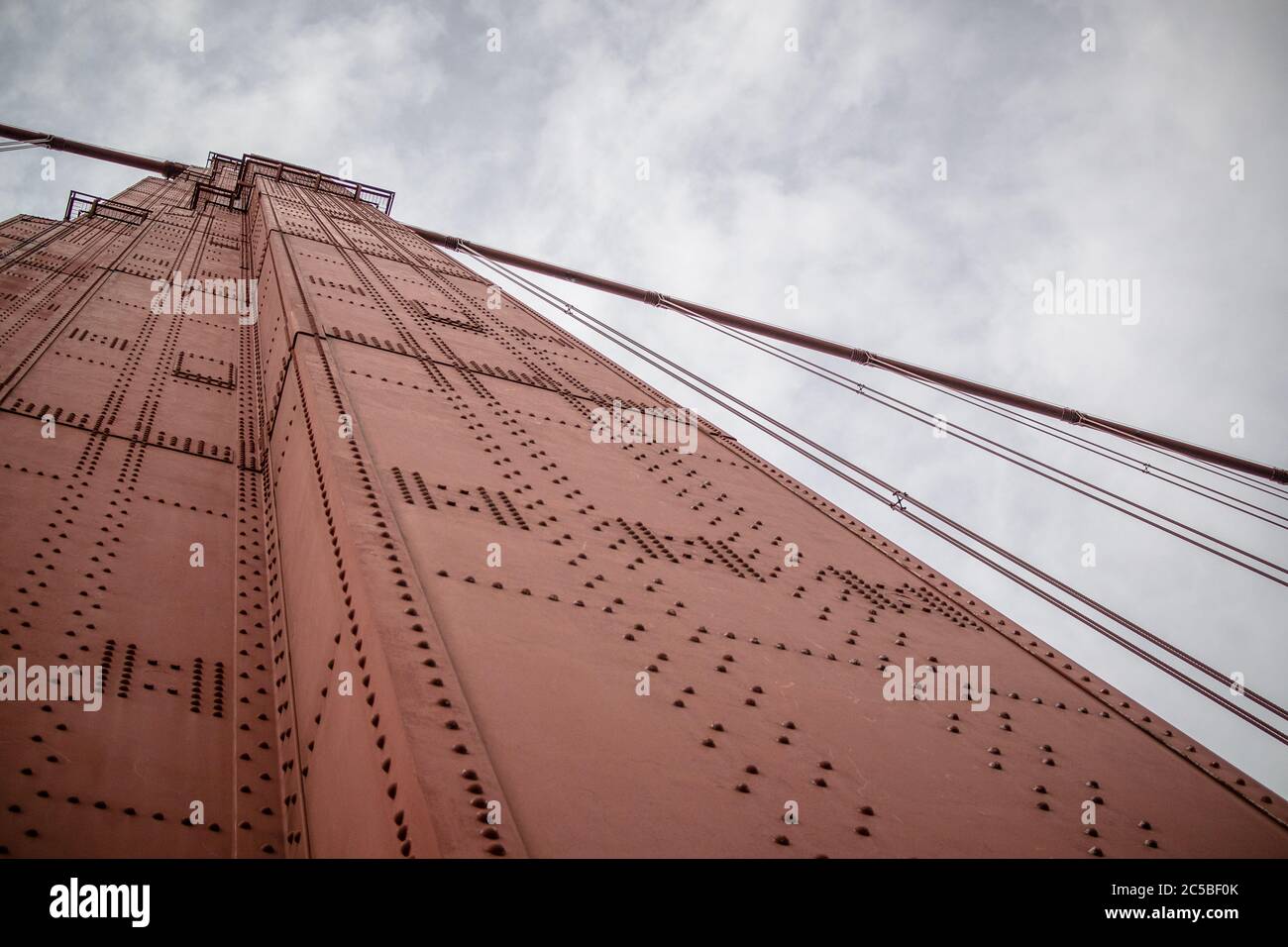 Vue sur la PG&E Tower, Golden Gate Bridge, San Francisco Banque D'Images