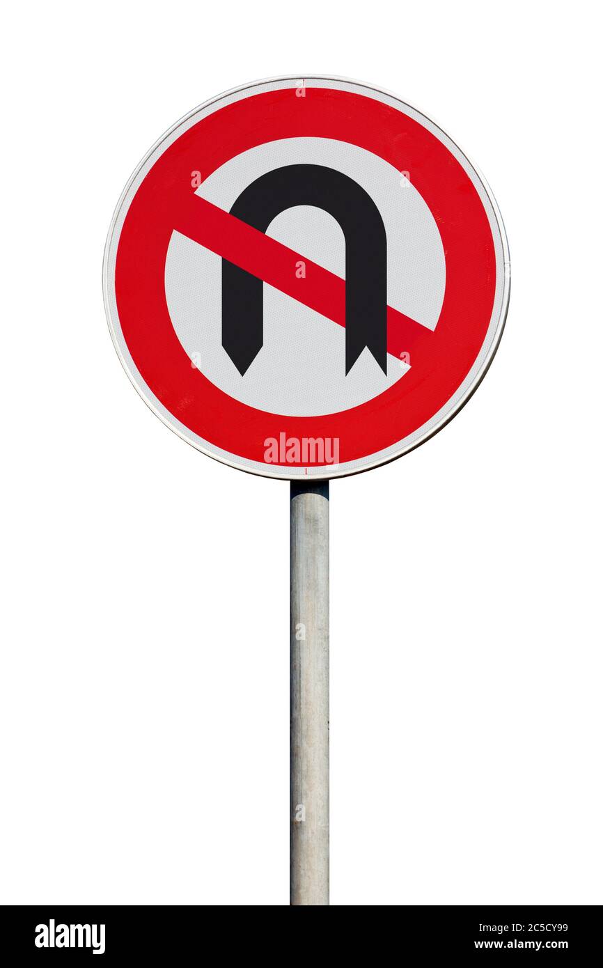 Panneau de signalisation isolé demitour interdit Photo Stock Alamy