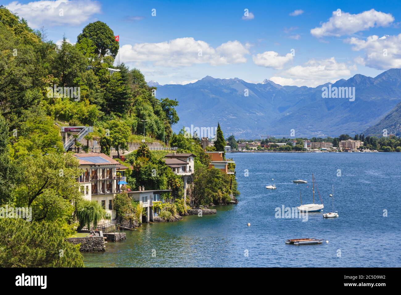 Moscia, sur le lac majeur, près d'Ascona, district de Locarno, canton du Tessin, Suisse. Banque D'Images