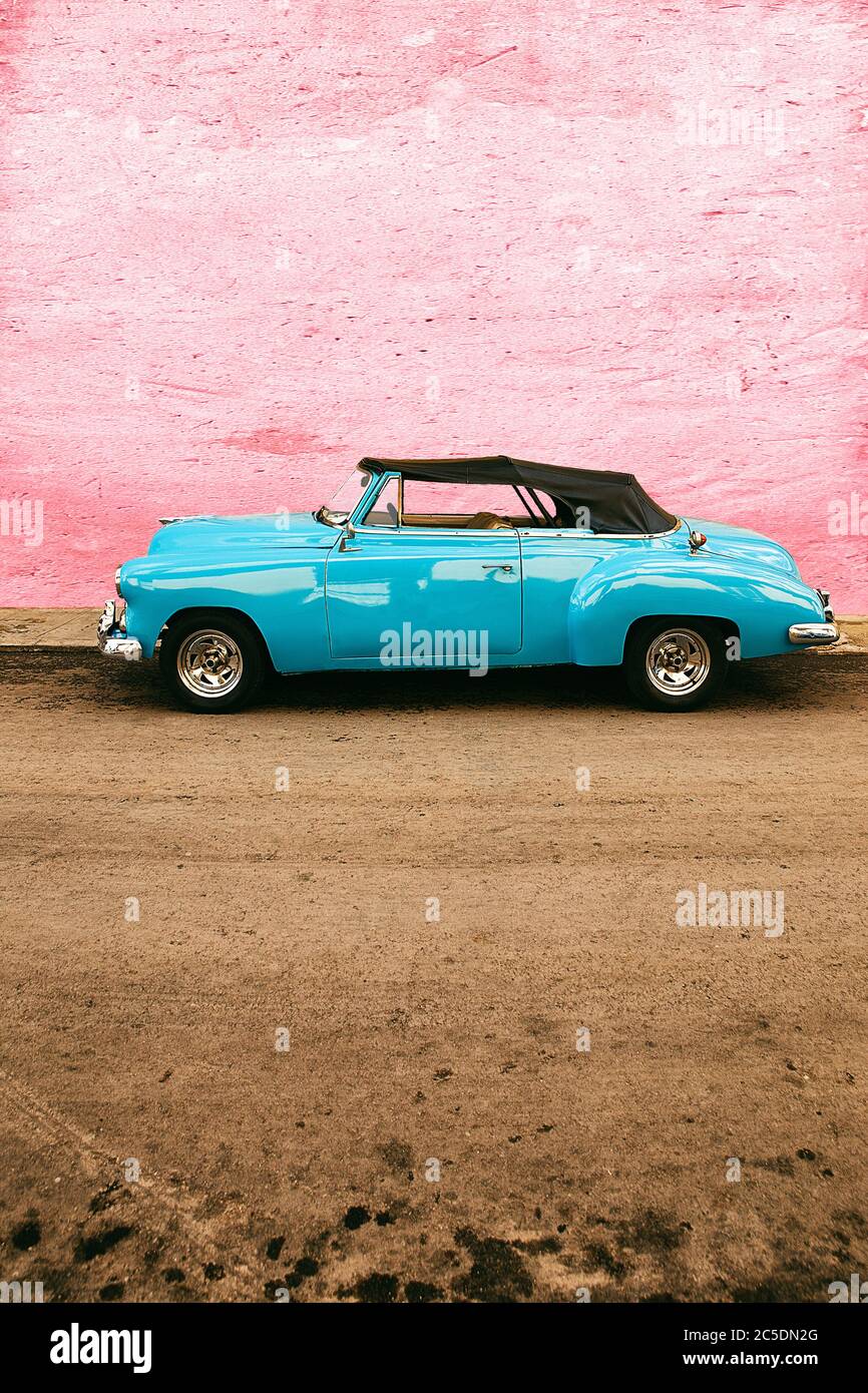Voiture Vintage Rose Banque D Image Et Photos Alamy Voiture Vintage Rose Banque D Image Et Photos Alamy