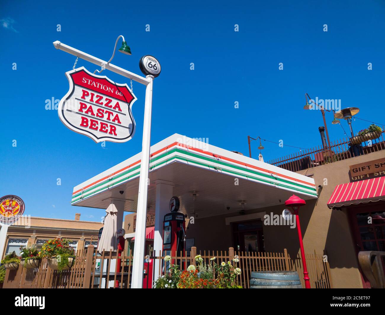 Williams Arizona USA Downtown City sur la route historique 66 et le Grand Canyon Railway Banque D'Images