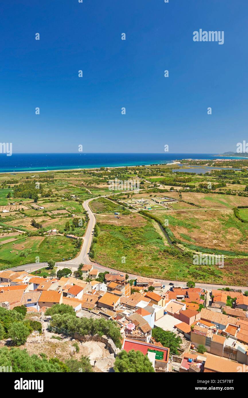 Posada est une petite ville sur l'île italienne Sardaigne Banque D'Images