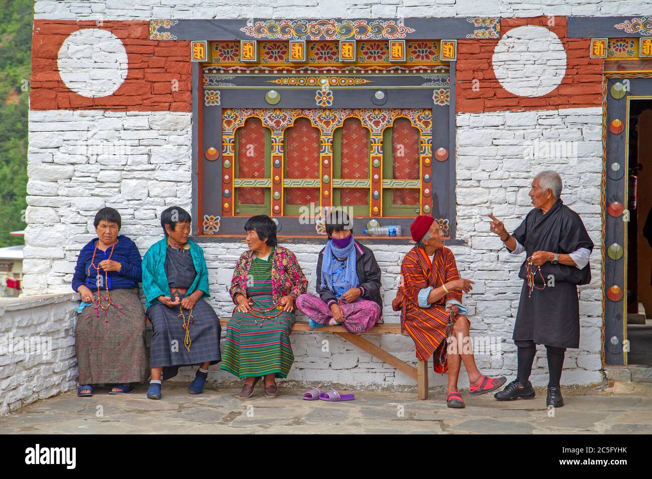 Thimphu locaux à Changangkha Lhakhang Banque D'Images