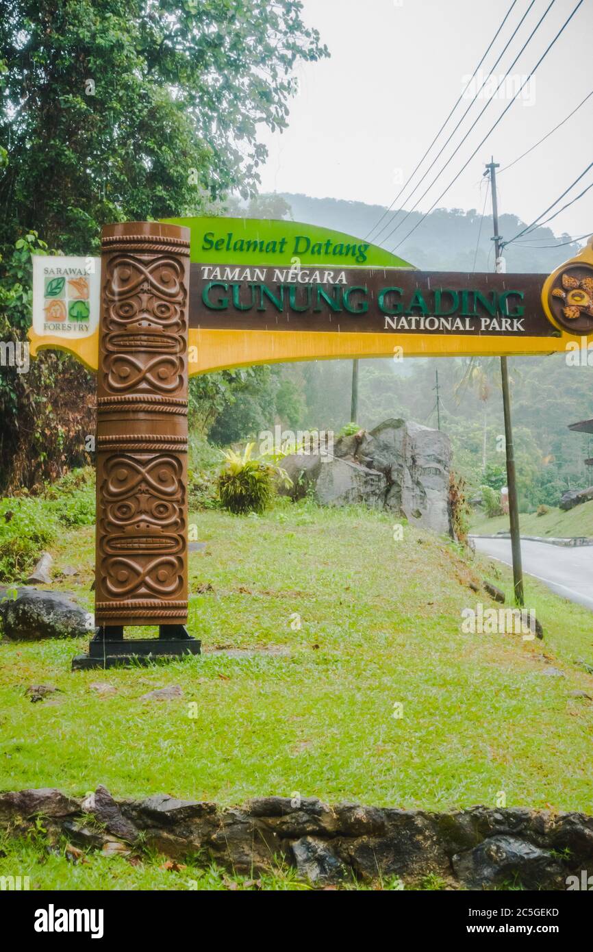 Panneau de Taman Negara Gunung Gading ou Gunung Gading National Park ...