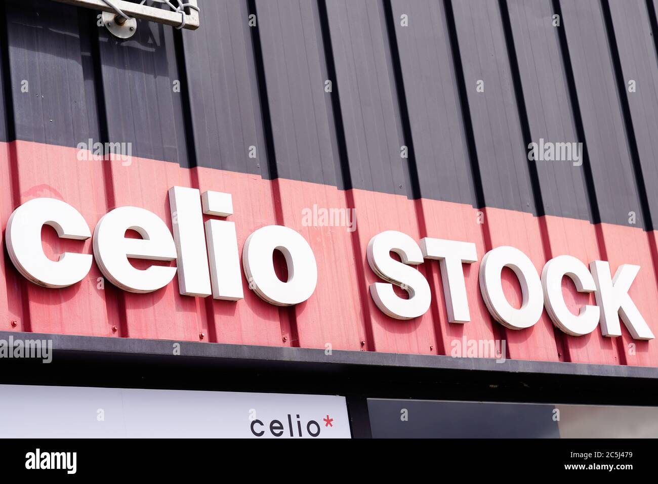 Bordeaux , Aquitaine / France - 07 02 2020 : Celio stock signez textand logo for MEN store Banque D'Images