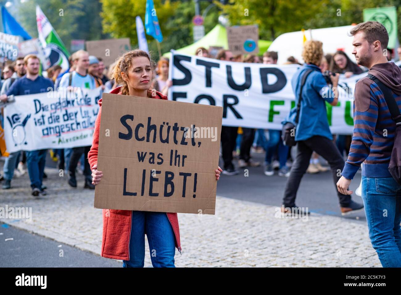 Berlin, Allemagne - 20 septembre 2019 : grève du changement climatique. Démonstration dans le centre de Berlin Banque D'Images