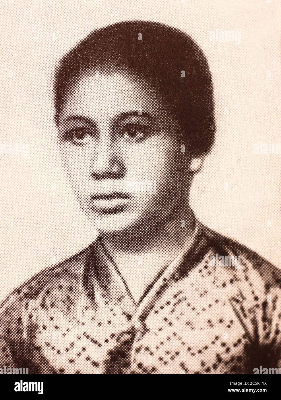 Raden Ajeng Kartini. Photo du début du XXe siècle. Raden Adjeng Kartini (21 avril 1879 – 17 septembre 1904), parfois connu sous le nom de Raden Ayu Kartini, était un héros national indonésien de Java. Elle a été pionnière dans le domaine de l'éducation des filles et des droits des femmes pour les Indonésiens. Banque D'Images