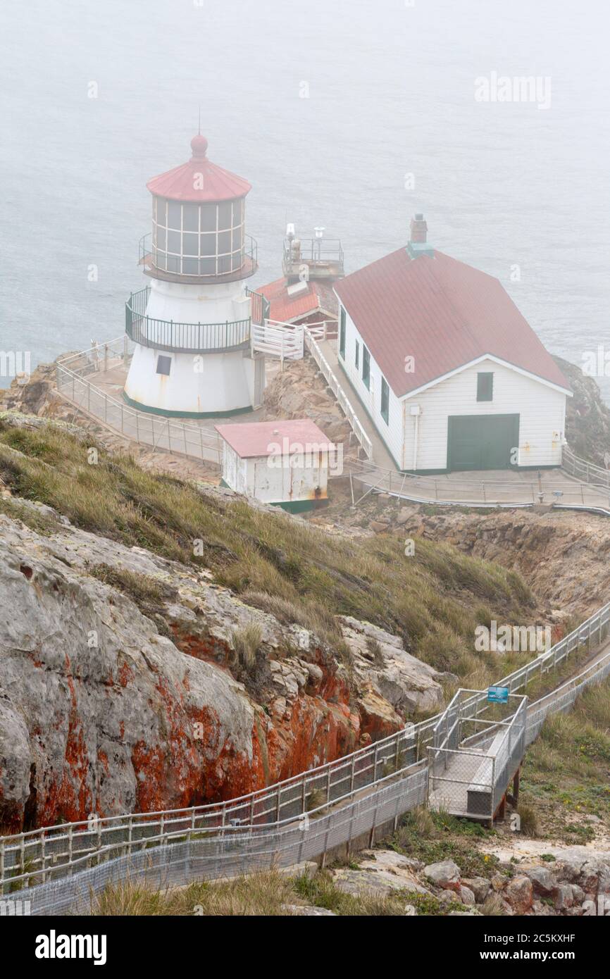 Phare de point Reyes, bord de mer national de point Reyes, Marin County, Californie, États-Unis Banque D'Images