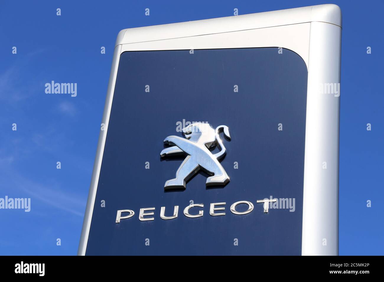 Logo Peugeot (Hassloch, Allemagne, 2 juillet 2020) Banque D'Images