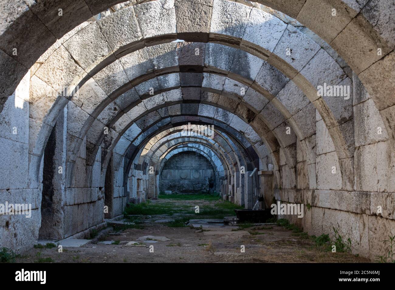 L'Agora de Smyrna, ou Agora de İzmir, est une ancienne agora romaine située à Smyrna. Banque D'Images