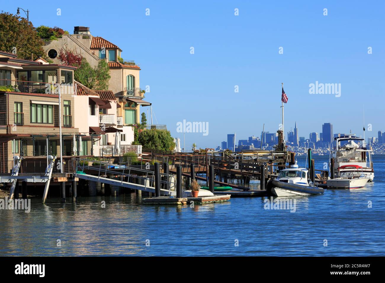 Maisons en bord de mer dans la région de Tiburon,comté de Marin,California,USA Banque D'Images