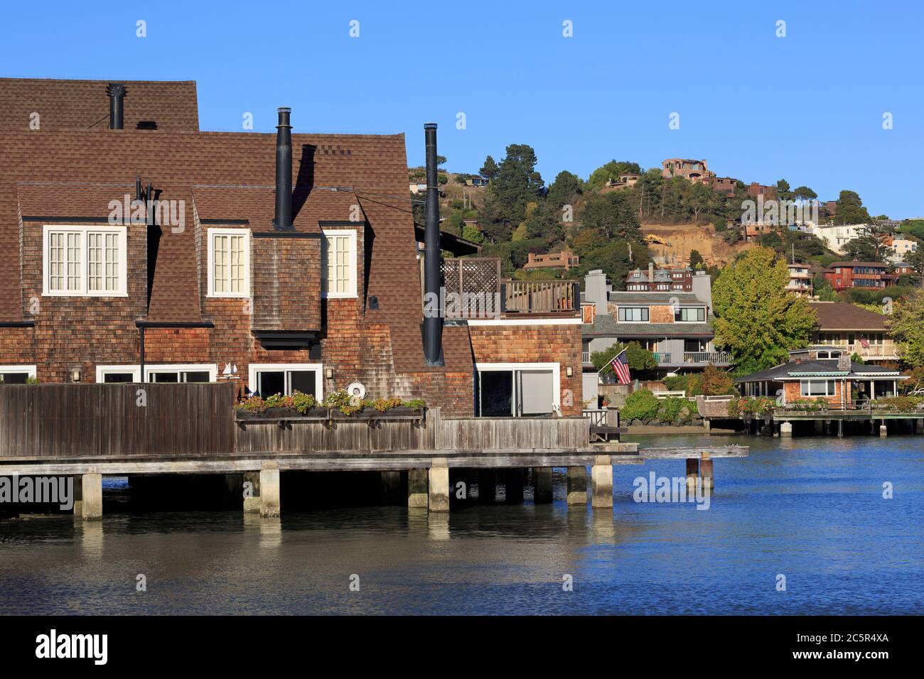 Maisons en bord de mer dans la région de Tiburon,comté de Marin,California,USA Banque D'Images