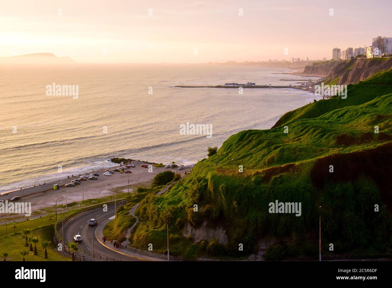 Crépuscule à Lima, Pérou Banque D'Images