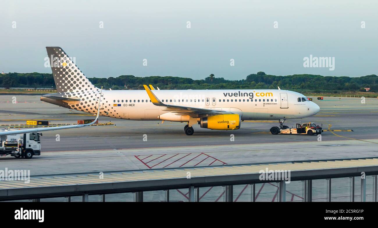 Barcelona airport terminal 2 Banque de photographies et d’images à