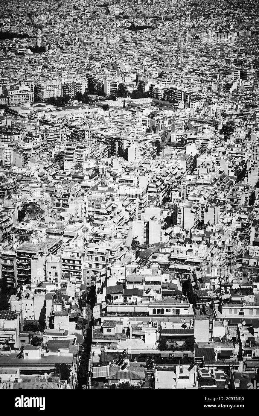 Vue aérienne du quartier résidentiel d'Athènes en Grèce. Photographie uban en noir et blanc Banque D'Images