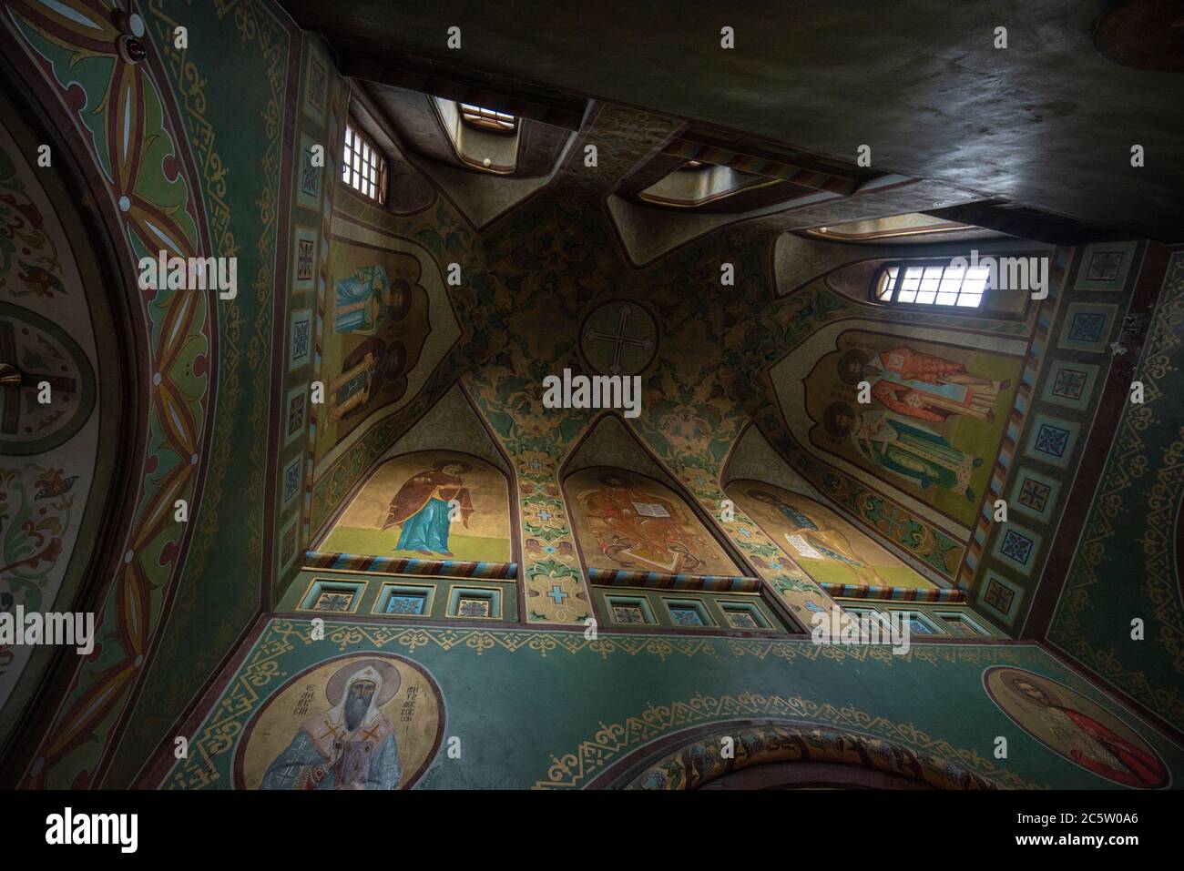 Peterhof, Saint-Pétersbourg, Russie. Intérieur de la Cathédrale des Saints Pierre et Paul. Église orthodoxe russe Banque D'Images