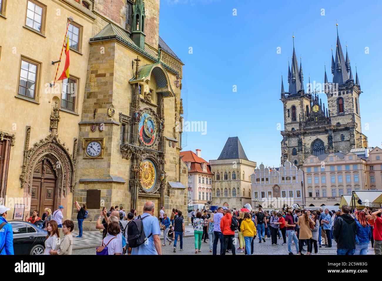 Tour de l'horloge astronomique et place de la Vieille ville à Prague, République tchèque Banque D'Images