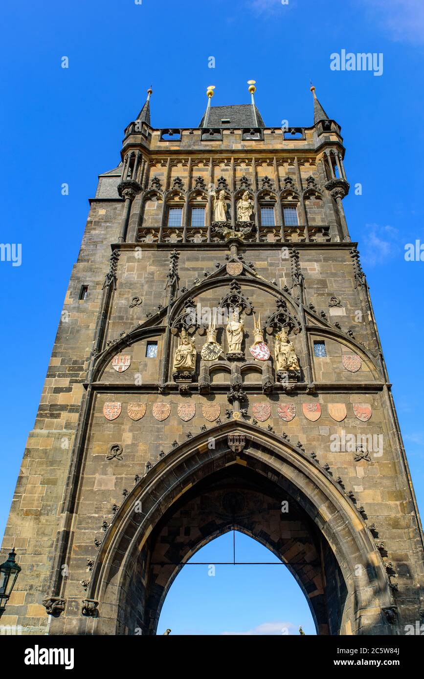 Tour du pont Charles à Prague, République Tchèque Banque D'Images