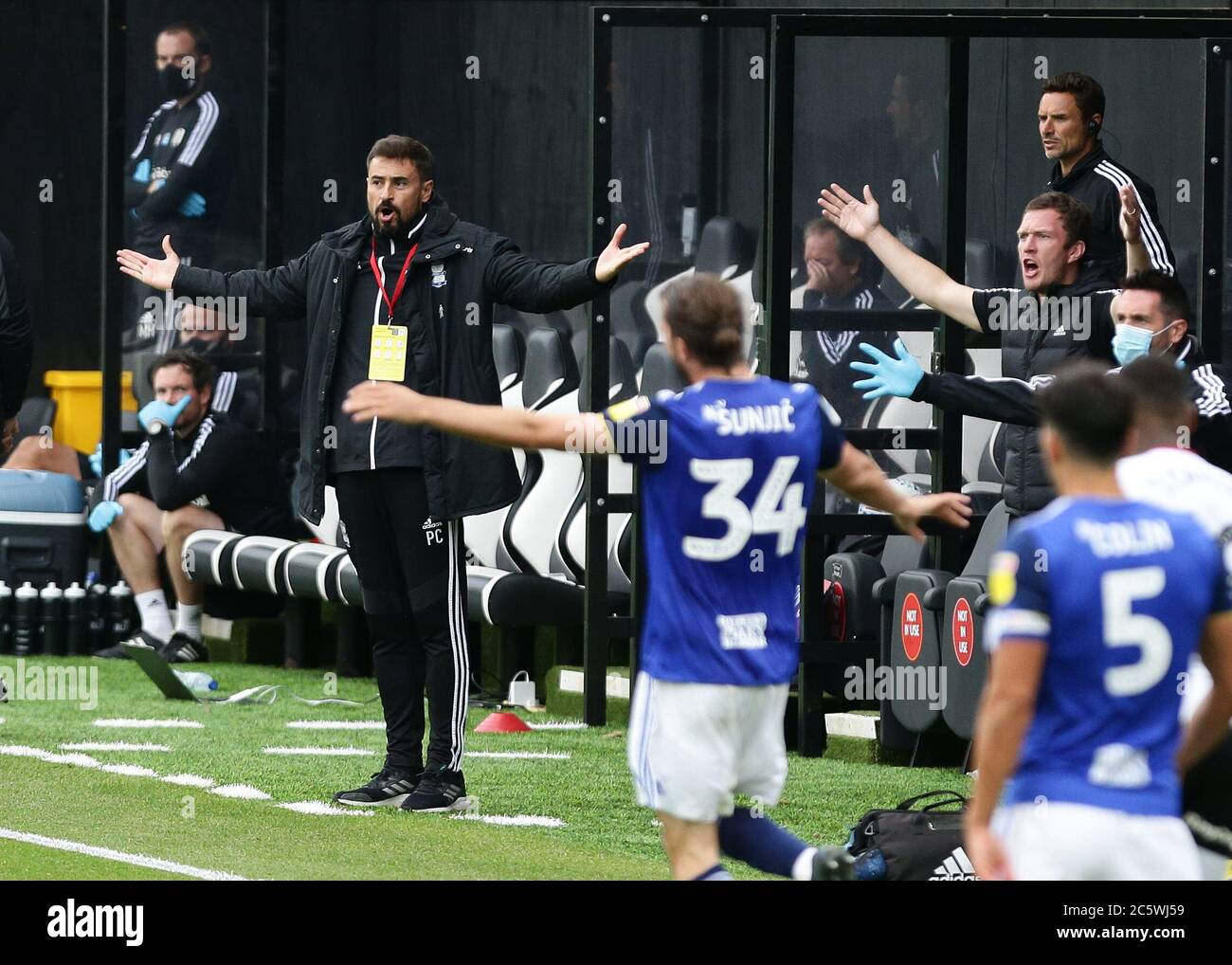 LONDRES, ANGLETERRE - PEP Clotet, le directeur de Birmingham City, réagit lors du match de championnat Sky Bet entre Fulham et Birmingham City à Craven Cottage, Londres, le samedi 4 juillet 2020. (Crédit : Jacques Feeney | MI News) crédit : MI News & Sport /Alay Live News Banque D'Images