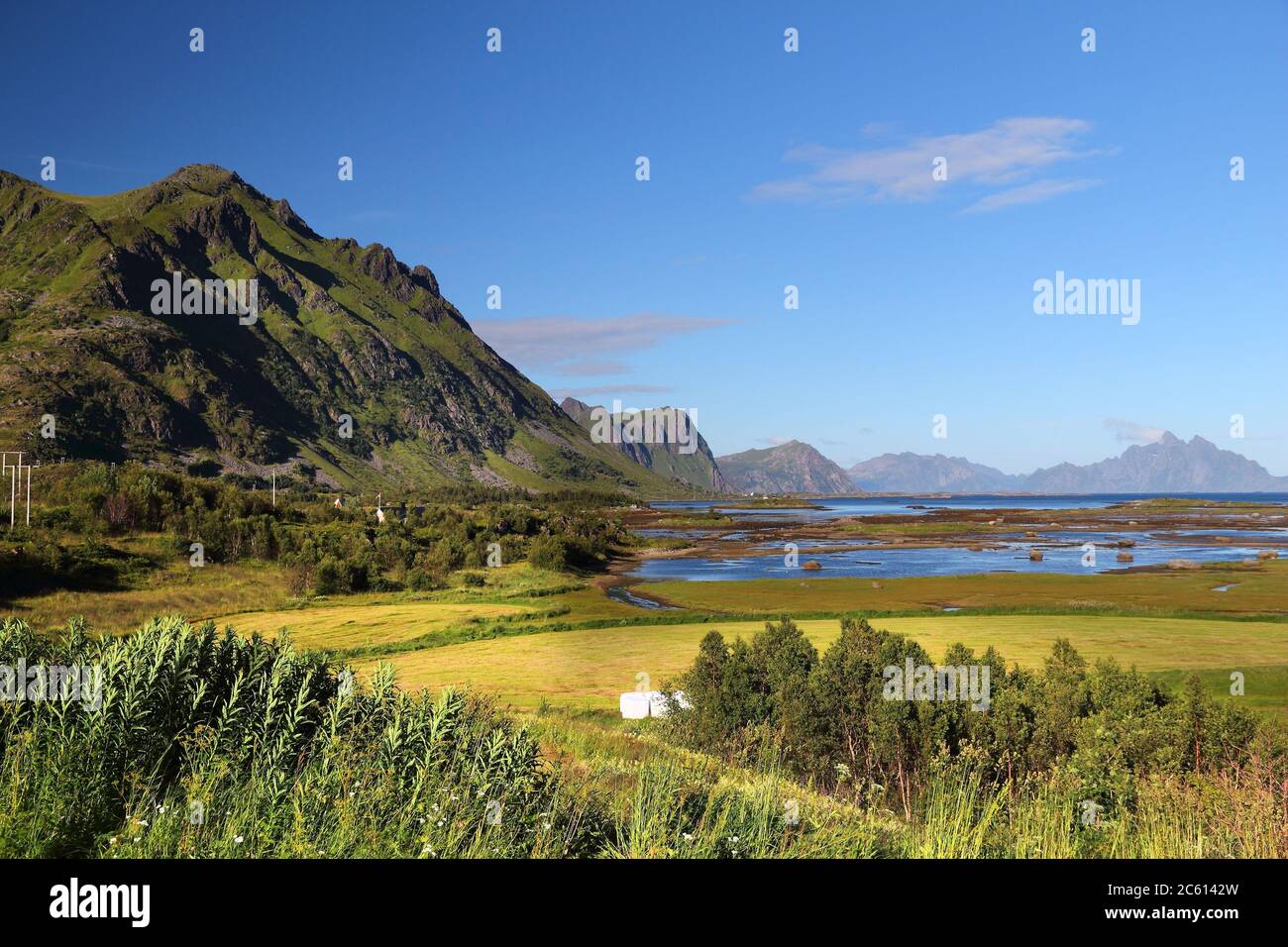 L'archipel des Lofoten en Norvège. Marais de marée Vestvagoya island. Banque D'Images