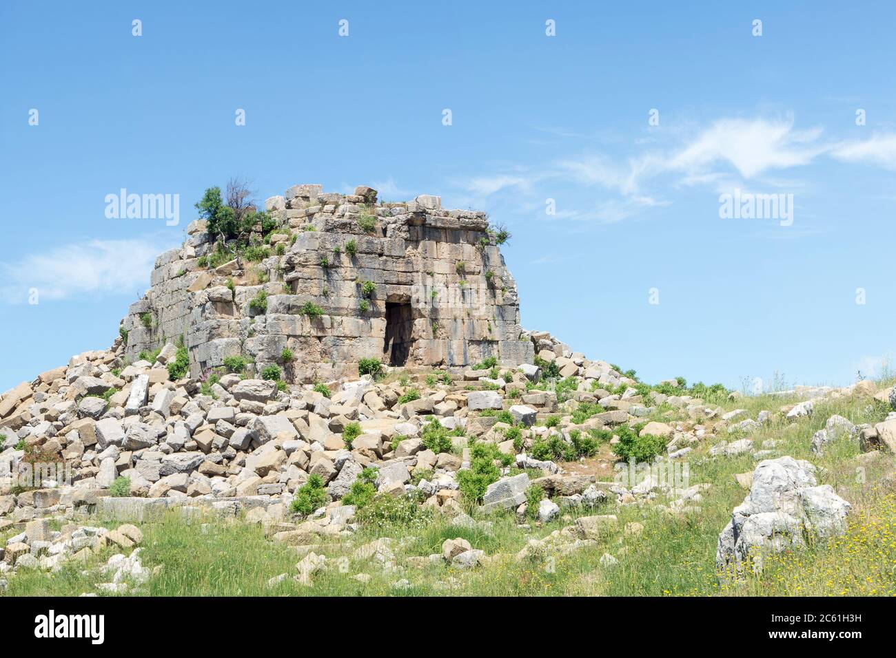 Tour de Claudius, ruines romaines anciennes à Faqra, Liban Banque D'Images
