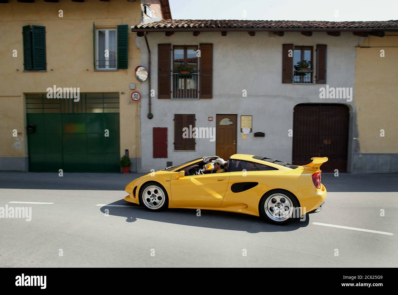 I Lamborghini Cala sur le trajet du 35ème anniversaire de talDesign à la Villa d' Este Lac de Côme Italie 2003 Banque D'Images