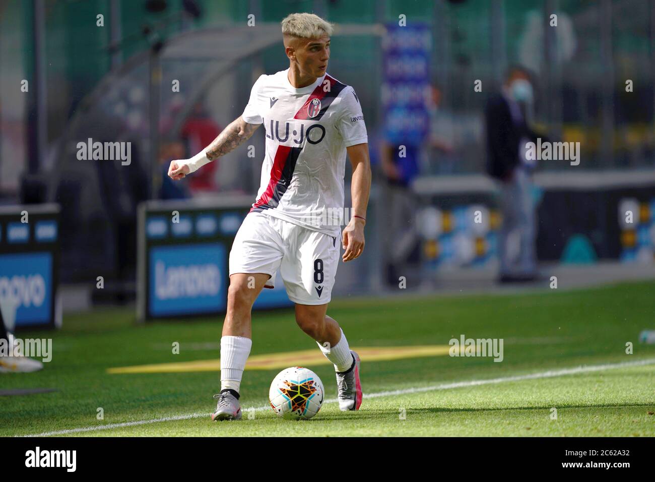 Milan, Italie. 05e juillet 2020. Série italienne de football A. Nicolas Dominguez du FC de Bologne pendant la série UN match entre le FC Internazionale et le FC de Bologne. Banque D'Images