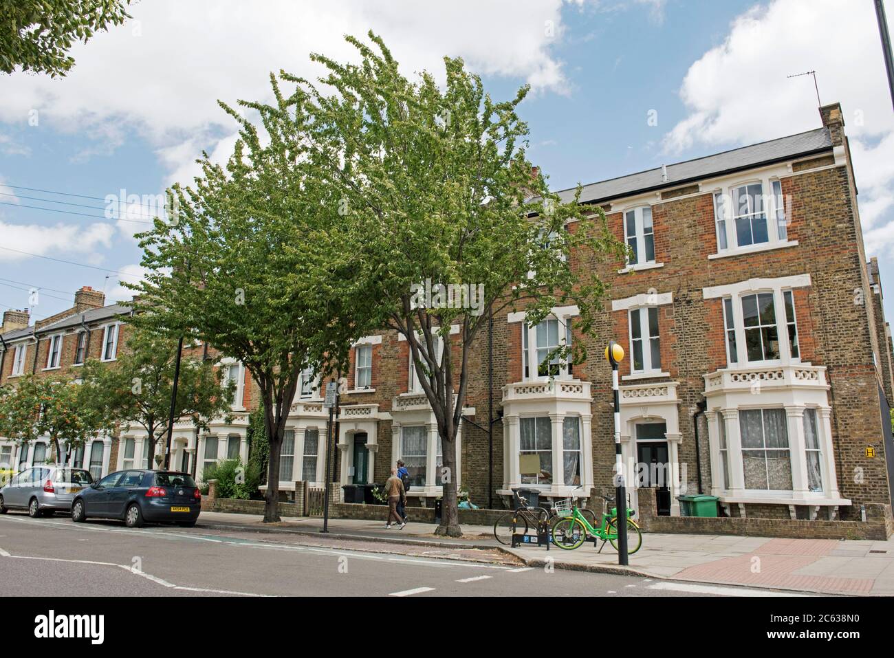 La terrasse Victoria de trois étages abrite le parc Drayton, Highbury, N5 London Borough of Islington Banque D'Images