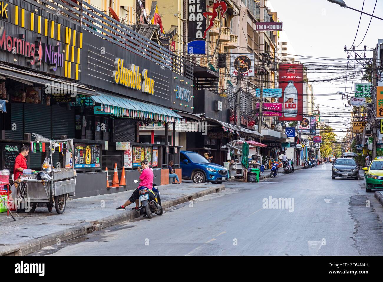 Quartier rouge de soi Nana pendant la pandémie de Covid 19, Bangkok, Thaïlande Banque D'Images