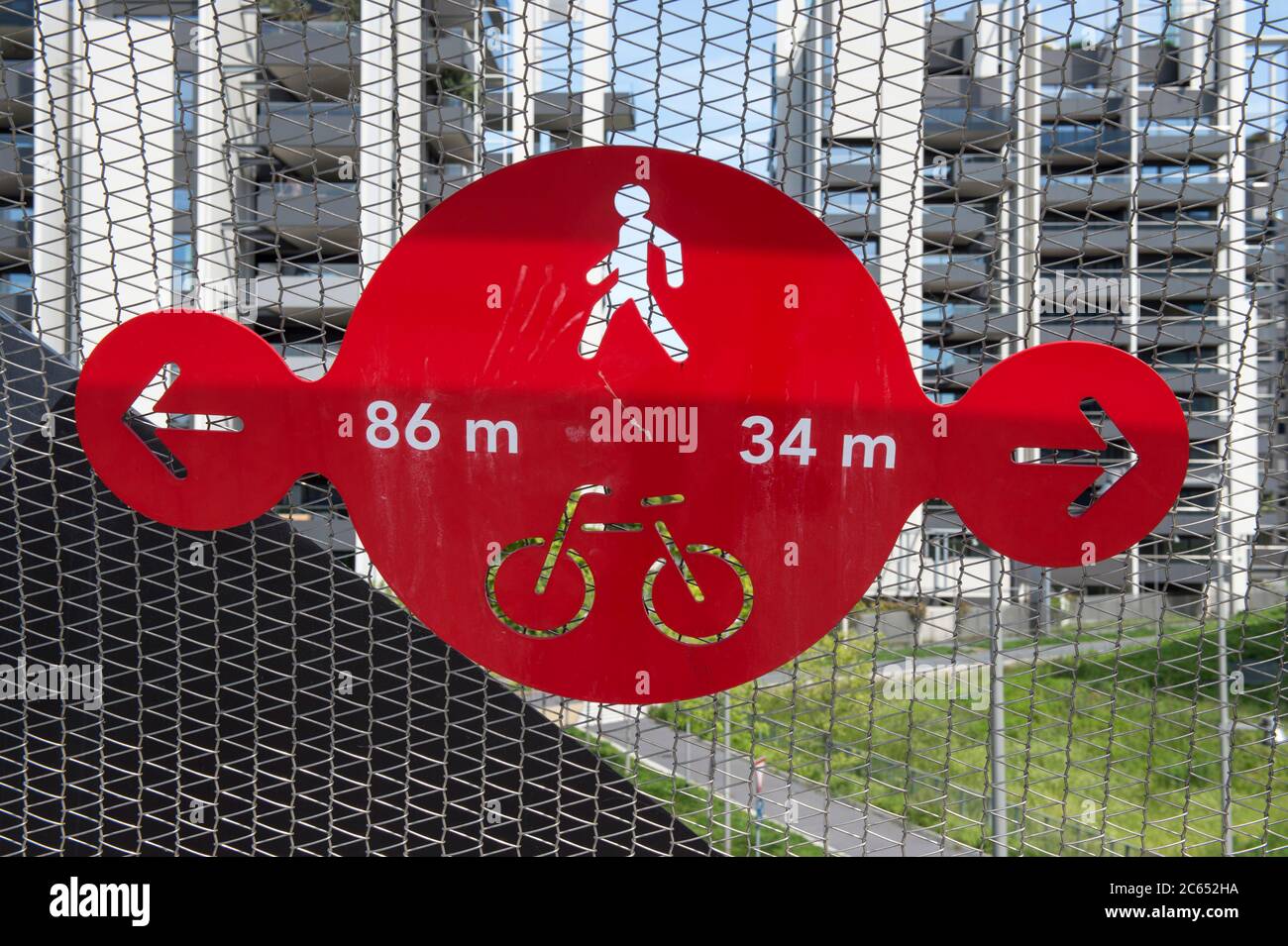 Italie, Lombardie, Milan, Portello district, Alfa Romeo Bridge, détail Banque D'Images