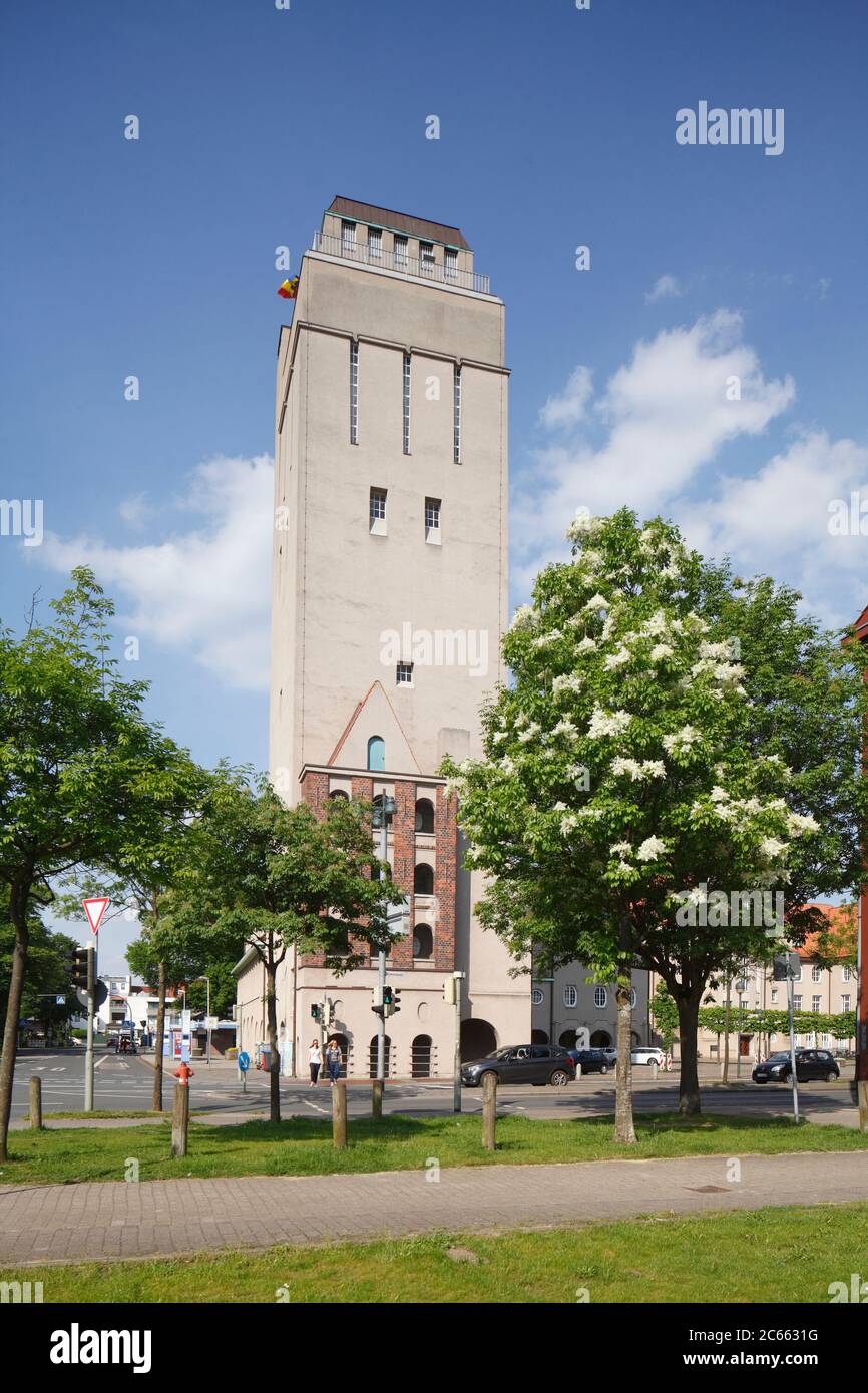 Water Tower, Hôtel de ville, Art Nouveau, Delmenhorst, Basse-Saxe, Allemagne, Europe Banque D'Images