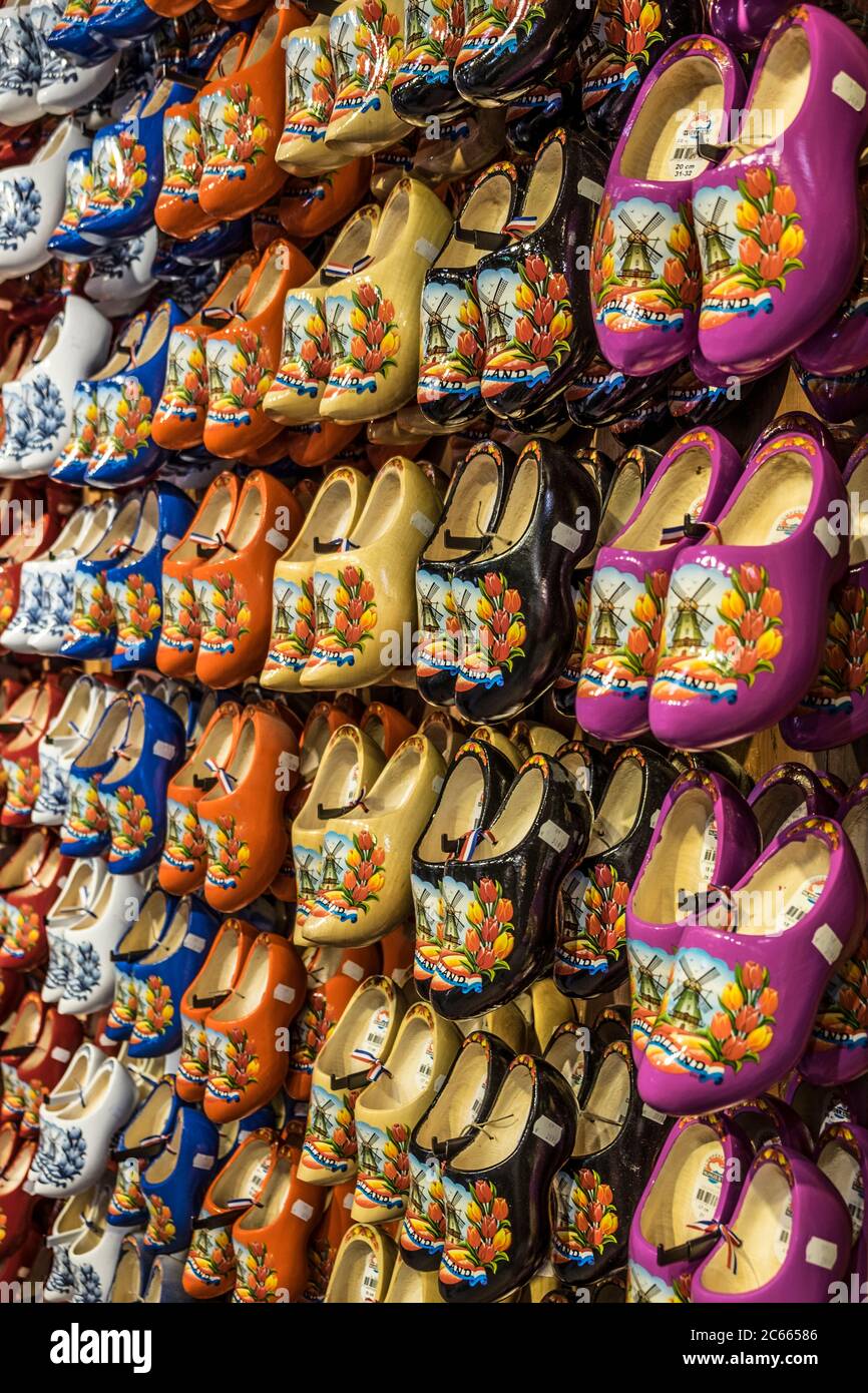 Chaussures en bois multicolores, Hollande, pays-Bas Banque D'Images