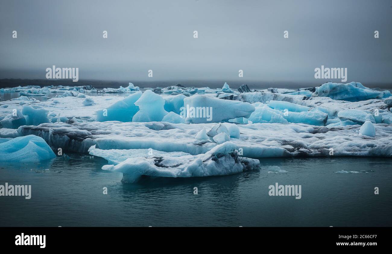 Burades de glace dans la lagune de glacier à jokulsarlon, jökulsarlon Islande, Scandinavie, Europe Banque D'Images