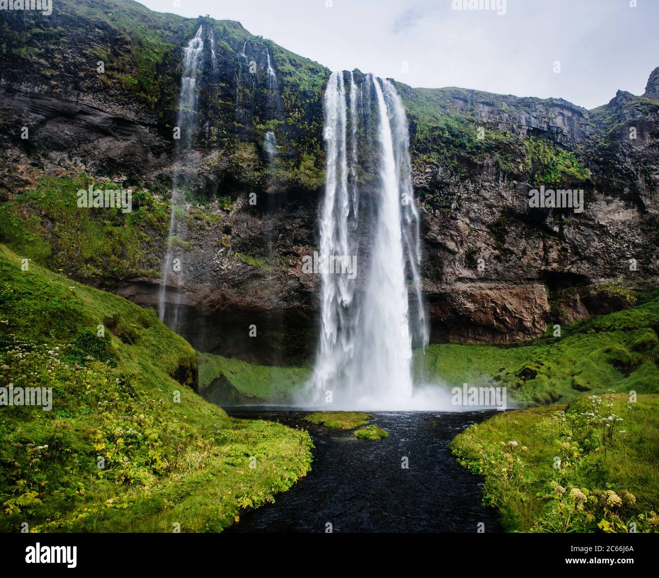 Skógafoss aka Skogafoss cascade, sud de l'Islande, Scandinavie, Europe Banque D'Images