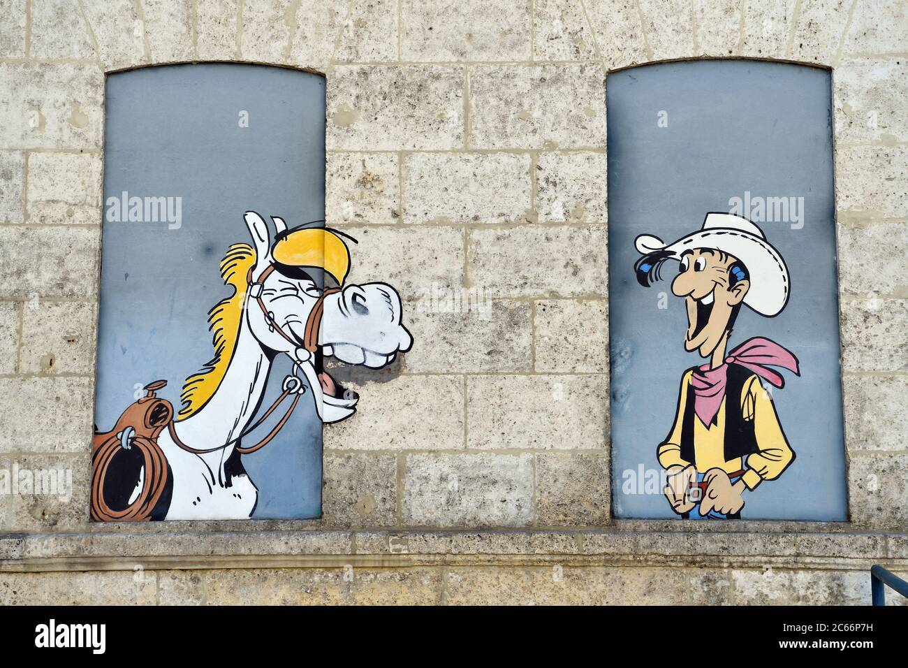 France, Charente, Angouleme, murs peints à pied, fresque de Joly Jumper et Lucky Luke par Morris Banque D'Images