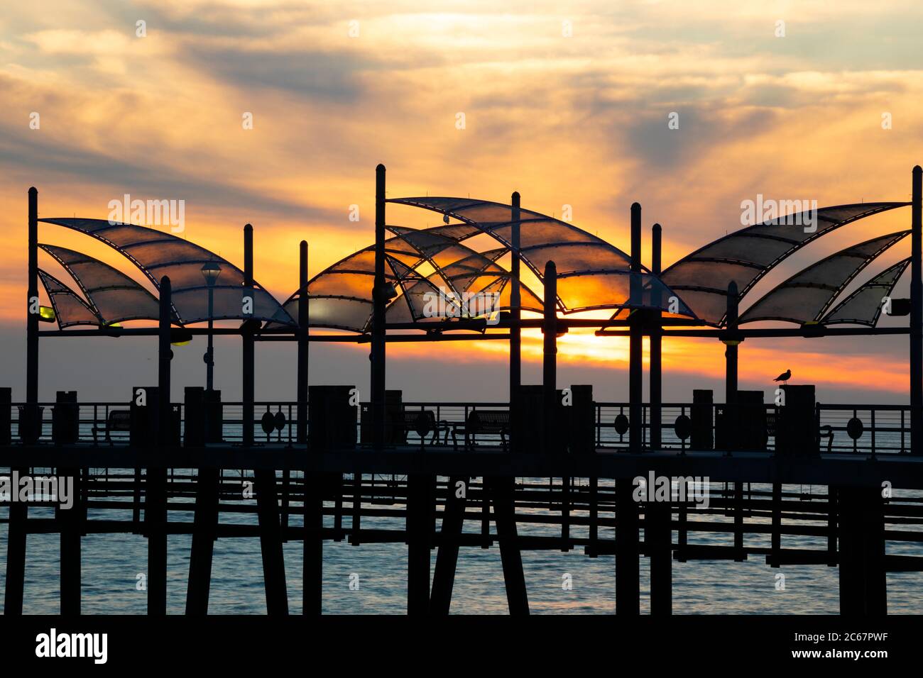 Redondo Beach Pier au coucher du soleil, Redondo Beach, Californie, États-Unis Banque D'Images