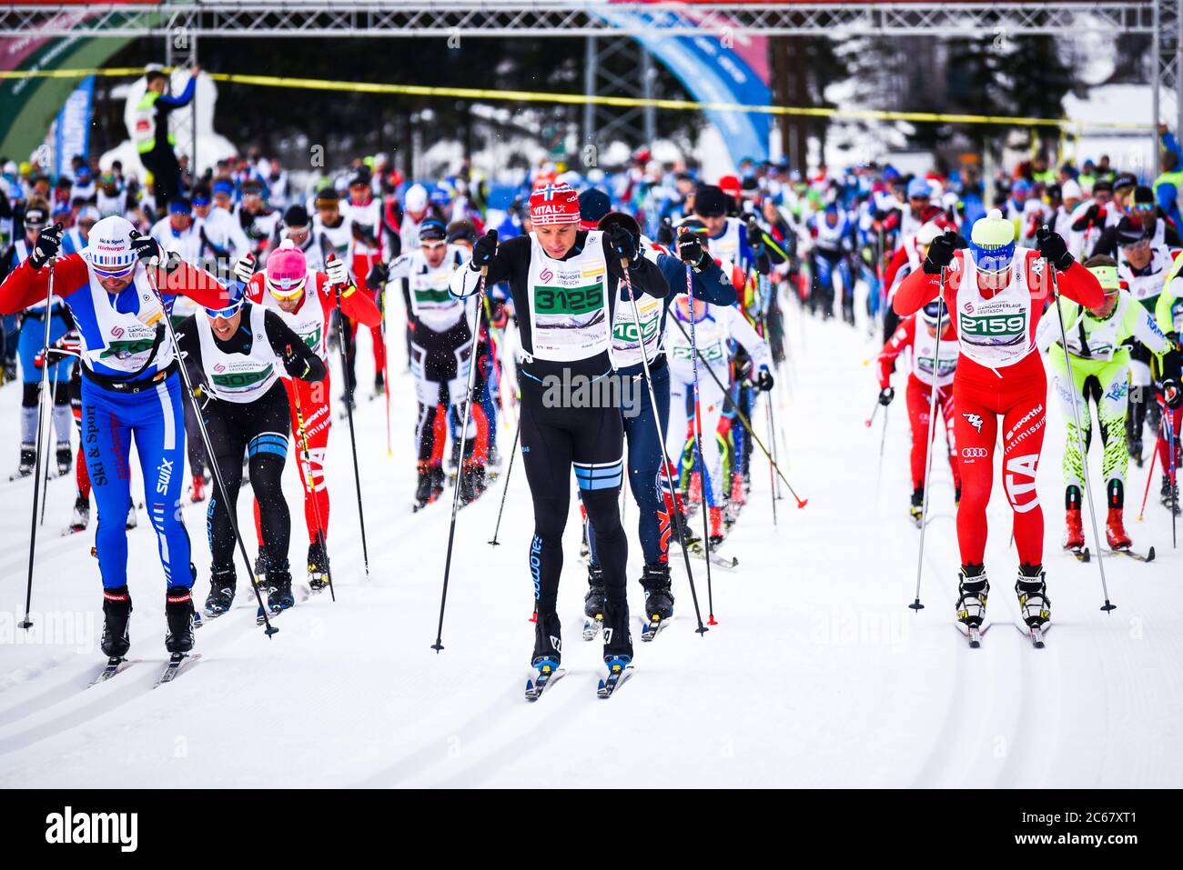 Coureurs à la course de ski de fond Euroloppet de Ganghoferlauf, Leutasch, Autriche. Banque D'Images