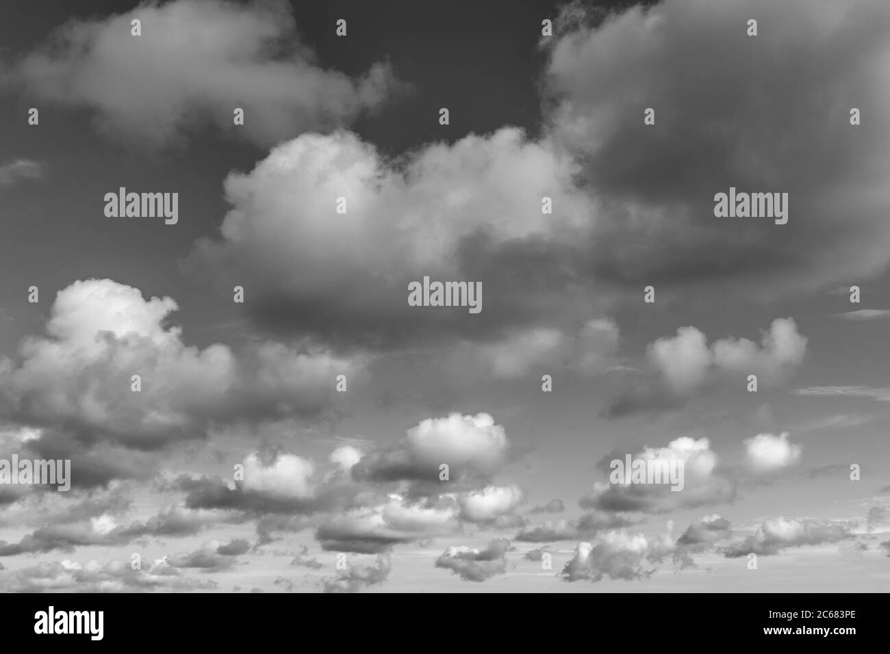 Nuages dans le ciel, Irlande Banque D'Images