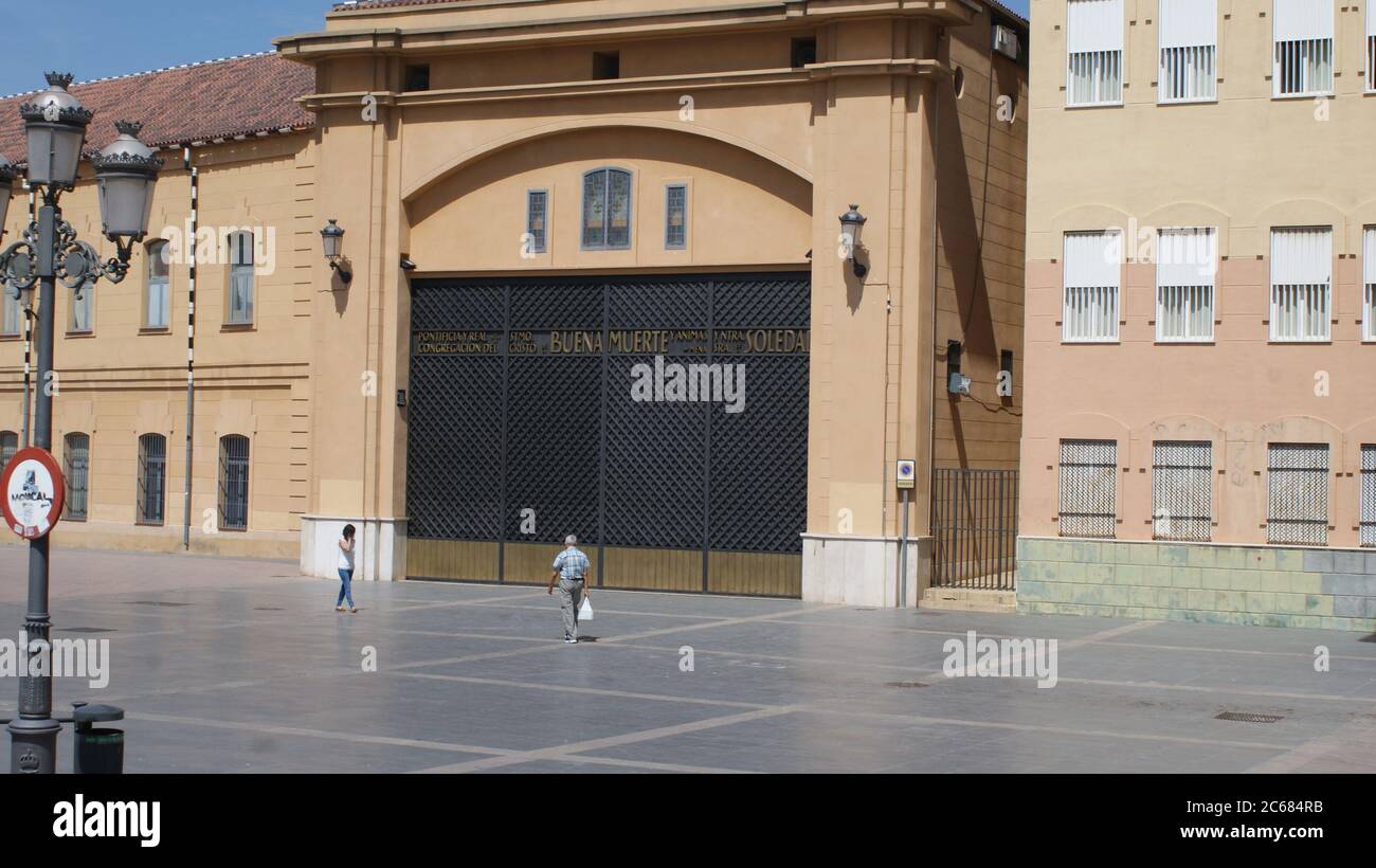 Aucun filtre. La mégapole espagnole Malaga a une architecture étonnante. Photos d'été et de printemps de cette ville. Banque D'Images